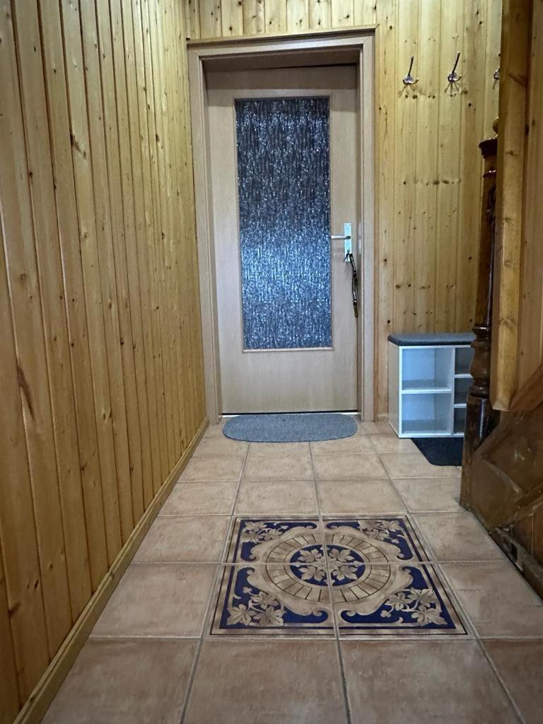 Christels Ferienwohnung 2 In Thale Mit Ueberdachter Terrasse, Kueche Mit Tv & Geschirrspueler Dış mekan fotoğraf